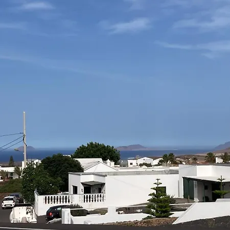 Casa Vista Bermeja * Tinajo