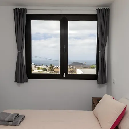 Casa Vista Bermeja * Tinajo