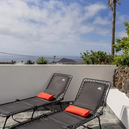 Casa Vista Bermeja * Tinajo