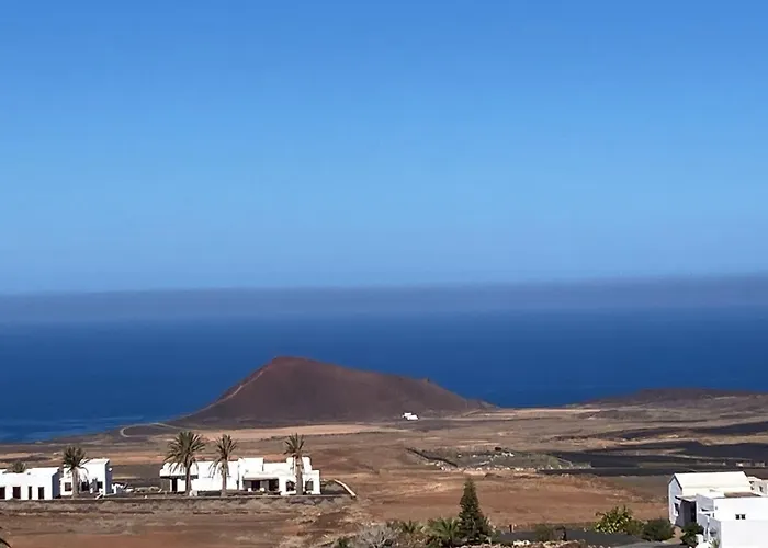 Casa Vista Bermeja * Tinajo