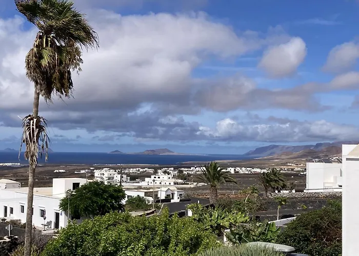 Casa Vista Bermeja * Tinajo